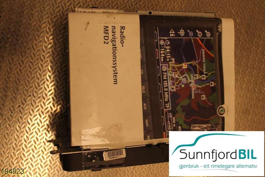 Bilstereo navigasjon til Škoda Octavia 2005-2008 (Type II, Fase 1)  (SKODA||1Z0035194A)