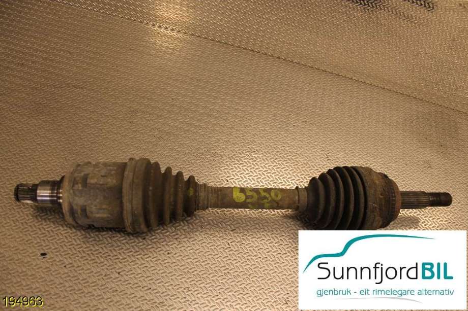 Drivaksel venstre foran til Toyota RAV4, 2000-2006 (Type II)  (TOYOTA|)