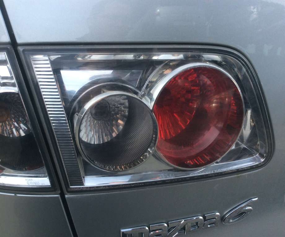 Baklykt venstre indre til Mazda 6, 2002-2008 (Type I) (MAZDA|)