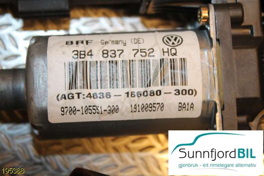 Ruteheis høyre til VW Passat 2001-2005 (B5,3BG) (B5,3BG) (VOLKSWAGEN||3B4837752HQ)