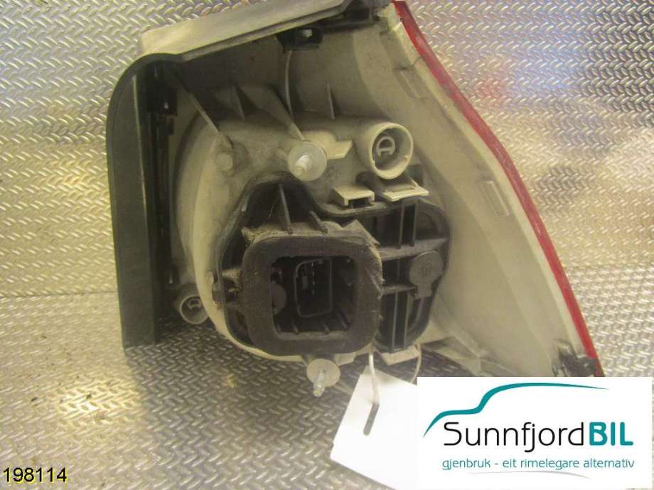 Baklykt venstre til VW Golf V, Combi 2003-2008 (VOLKSWAGEN|1K6945095N260307|)