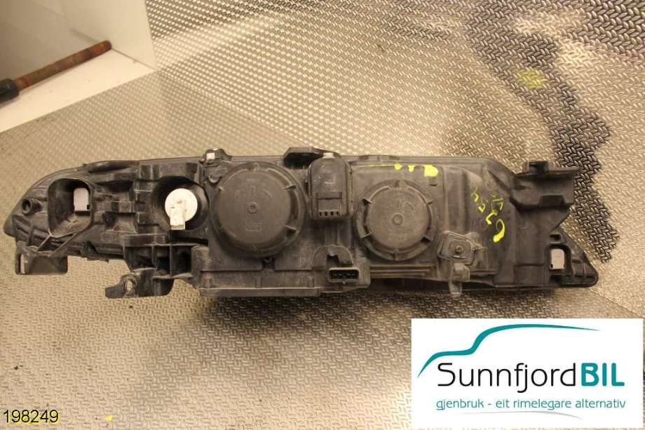 Frontlykt venstre halogen til Renault Laguna 2001-2005 (Type II, Fase 1) (RENAULT|8200002845|)