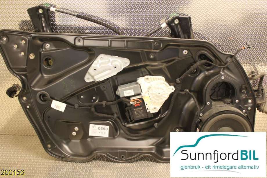 Ruteheis venstre foran til VW Passat 2005-2010 (B6) (B6) (VOLKSWAGEN|3C837755G|)