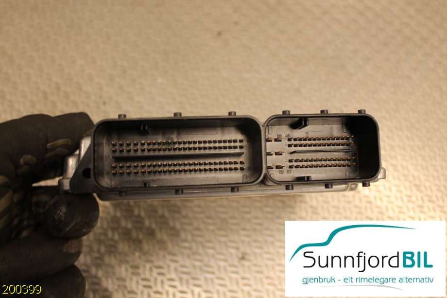 Styreenhet motor til BMW 1-Serie 2004-2011 (E81/E82/E87/E88) (E81/E82/E87/E88) (BMW|13 61 8 506 281||0281015042)