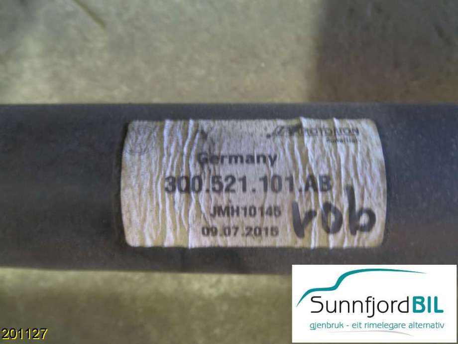 Mellomaksel til VW Passat, 2015-2019 (Fase 1) (B8) (B8) (VOLKSWAGEN|300521101AB)