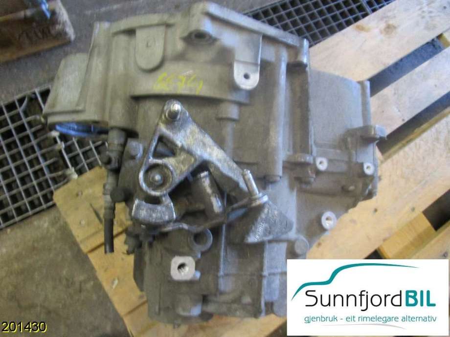 Girkasse manuell 6-trinn til Škoda Octavia 2005-2008 (Type II, Fase 1)  (SKODA|FWZ;JLS|02Q300011AB|02Q300042N)
