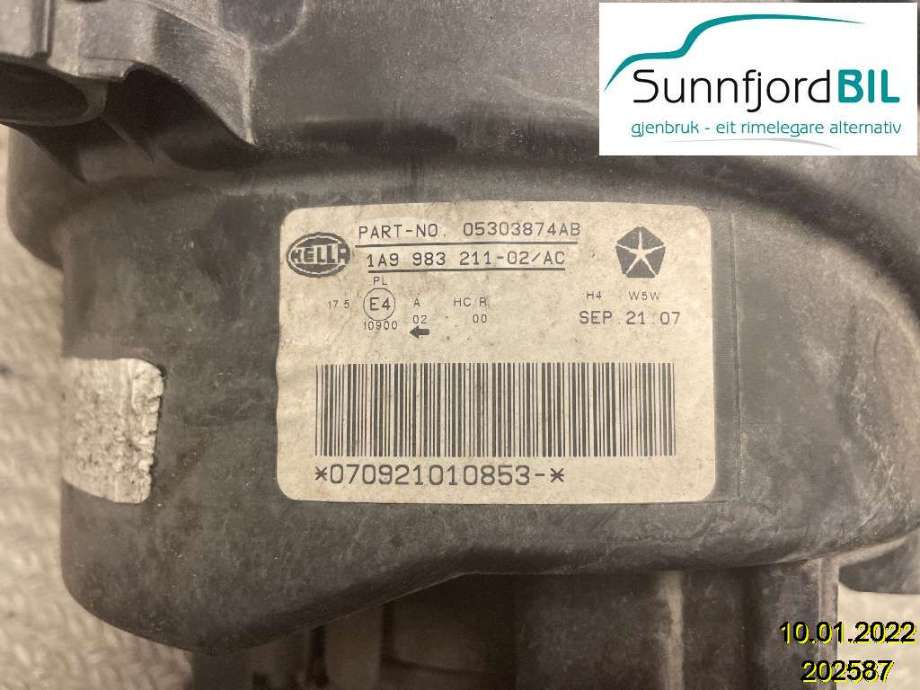 Frontlykt høyre halogen til Jeep Compass 2007-2009 (Type I, Fase 1)  (JEEP|5303874AB||1A998321102AC)