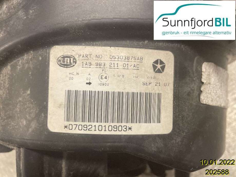 Frontlykt venstre halogen til Jeep Compass 2007-2009 (Type I, Fase 1)  (JEEP||1A998321101AC)