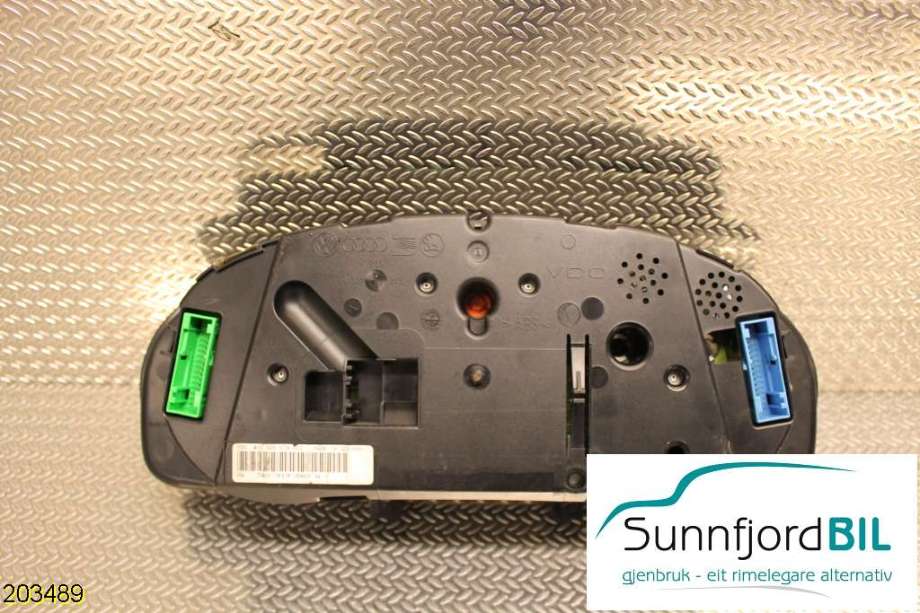 Instrumentpanel til VW Passat 1997-2000 (B5,3B) (B5,3B) (VOLKSWAGEN|3B0919860A|)
