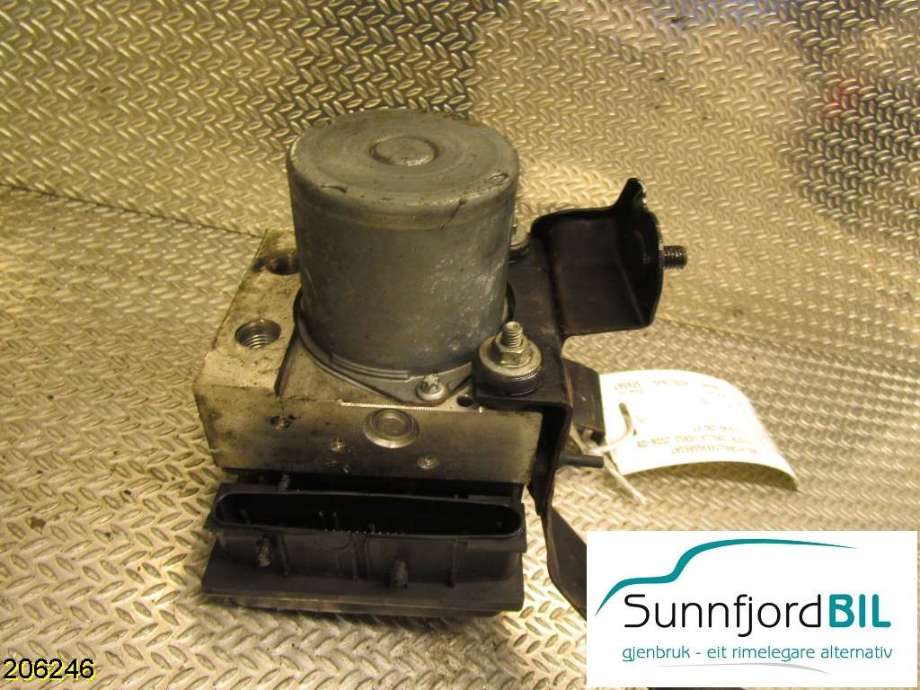 ABS sentral til Toyota Verso, 2004-2009 (Type II)  (TOYOTA|)