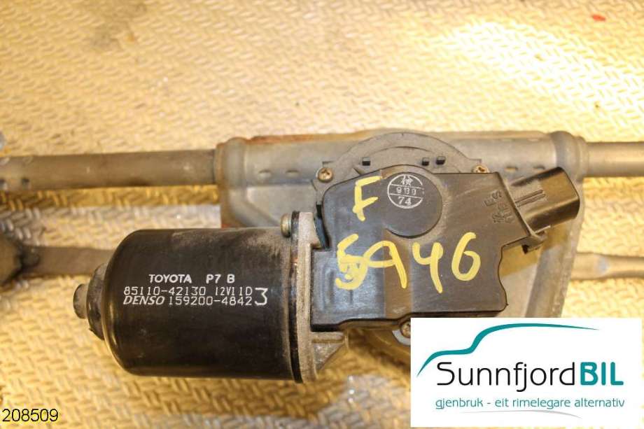 Viskermotor frontrute til Toyota RAV4, 2000-2006 (Type II)  (TOYOTA|8511042130)