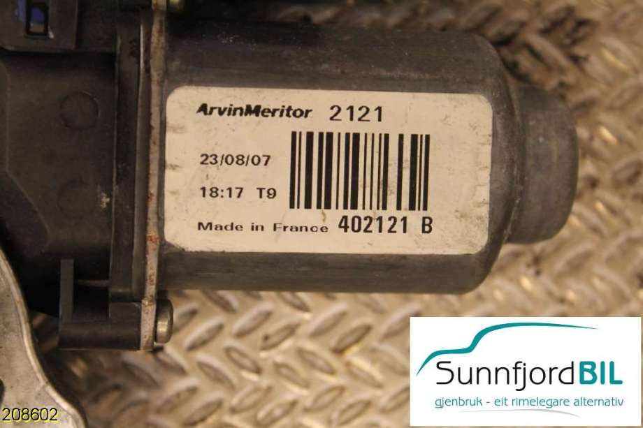 Ruteheis venstre foran til Nissan Pathfinder 2005-2010 (Fase 1) (R51) (R51) (NISSAN|402121|)
