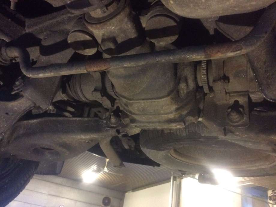 Kardang klokke bak til Nissan Pathfinder, 2005-2010 (Fase 1) (R51) (R51) (NISSAN|38311EB300)