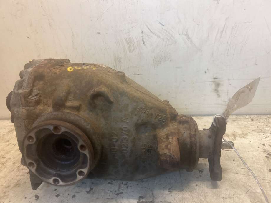 Kardang klokke bak til BMW 3-Serie 2005-2011 (E90/E91/E92/E93) (E90/E91/E92/E93) (BMW|33 10 7 566 170|)