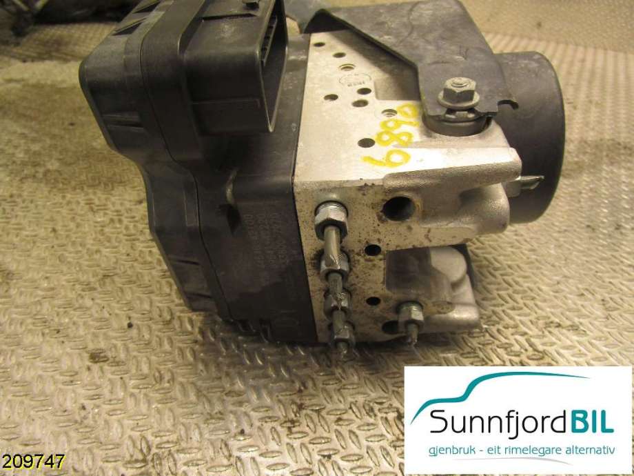 ABS sentral til Toyota RAV4 2006-2009 (Type III, Fase 1)  (TOYOTA|44540-42100|)