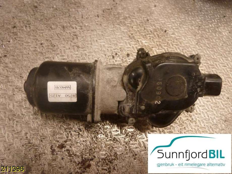 Viskermotor frontrute til Mitsubishi L200 2006-2015 (Type IV)  (MITSUBISHI|8250A125|)