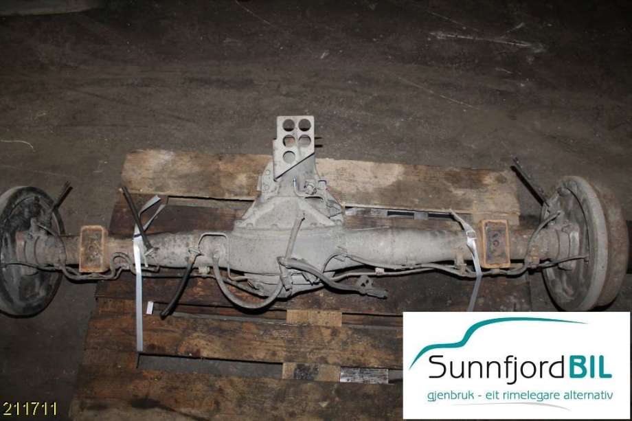 Kardang klokke bak til Mitsubishi L200 2006-2015 (Type IV)  (MITSUBISHI|3501A110|)