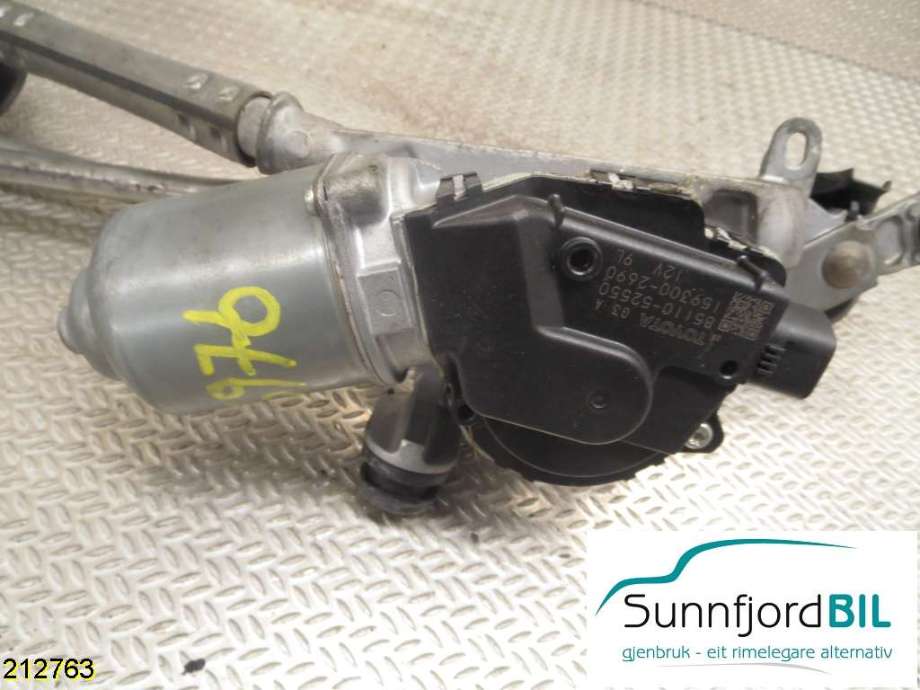 Viskermotor frontrute til Toyota Urban Cruiser 2009-2014 (TOYOTA|8511052550|)