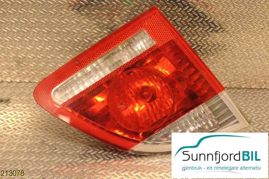 Baklykt venstre indre til BMW 5-Serie 2003-2010 (E60/E61) (E60/E61) (BMW|63 21 7 165 829|)