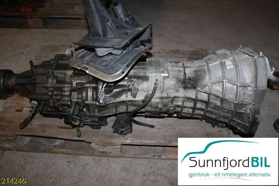 Girkasse manuell til Nissan King Cab 2002-2011 (Fase 2) (D22/NP300) (D22/NP300) (NISSAN|32010VK510|)