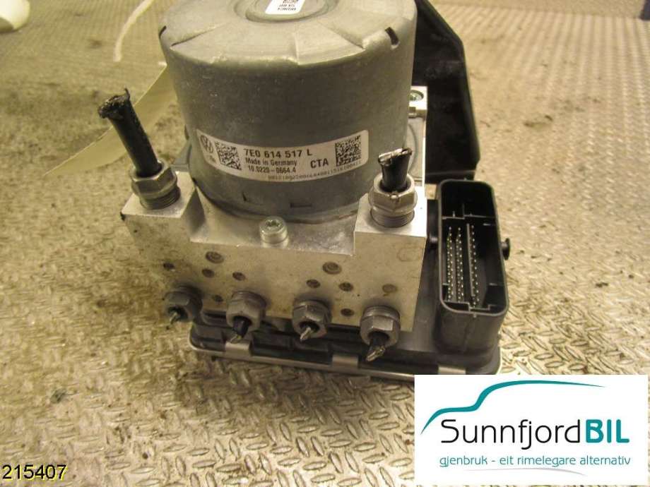 ABS sentral til VW Caddy 2010-2015 (Type III, Fase 2)  (VOLKSWAGEN|7E0907379P|7E0 614 517 L|)