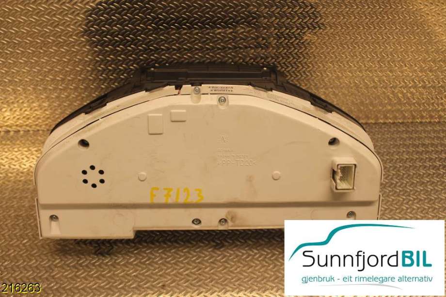 Instrumentpanel til Volvo V70 2007-2013 (Type III, Fase 1)  (VOLVO|31343325AA|)