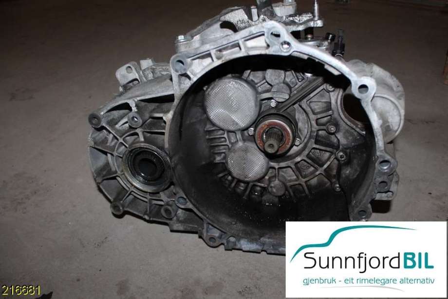 Girkasse manuell 6-trinn til VW Golf V, Combi 2003-2008  (VOLKSWAGEN|02Q300015AX;FWZ|02Q300040BX|)
