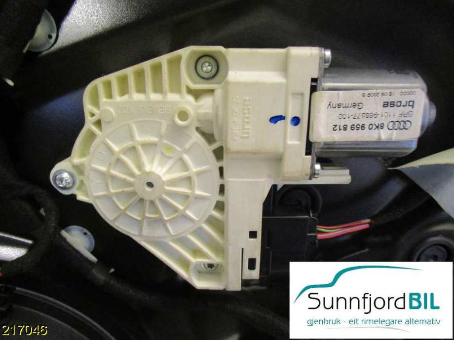 Ruteheis høyre til Audi A4, 2007-2014 (Type IV) (B8) (B8) (AUDI|8K0959812)