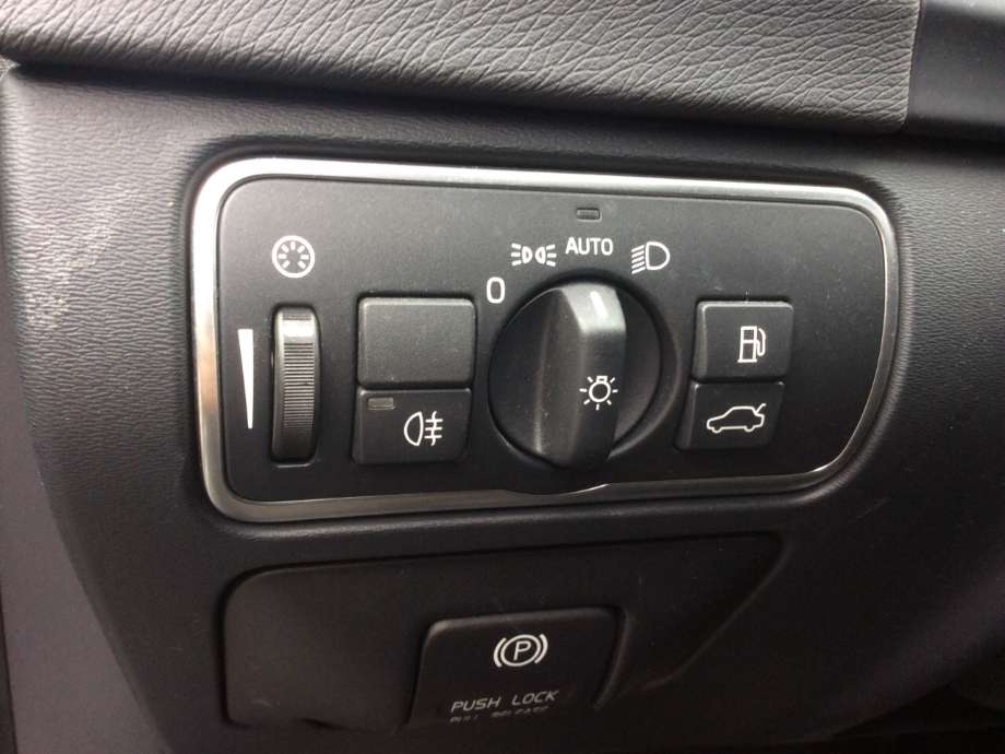 Bryter lys til Volvo V60/V60 CC, 2013-2018 (Type I, Fase 2)  (VOLVO|30739448)
