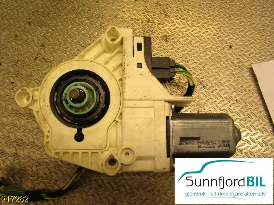 Ruteheis høyre foran til Audi A6 2005-2008 (Type III, Fase 1) (C6) (C6) (AUDI|)