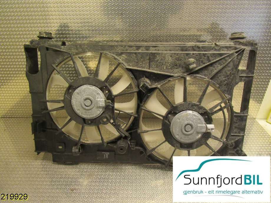 Kjølevifte til Toyota Prius +7, 2012-2020 (Type III) (stasjonsvogn) (stasjonsvogn) (TOYOTA|1002224161)