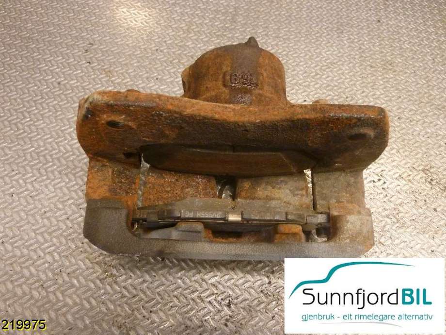 Bremsecaliper venstre foran til Toyota Prius +7 2012-2020 (Type III) (stasjonsvogn) (stasjonsvogn) (TOYOTA|)