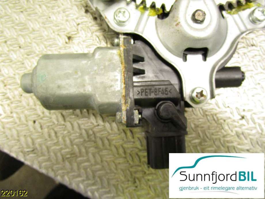 Ruteheis venstre foran til Mitsubishi i-MiEV 2010-->> (MITSUBISHI|)
