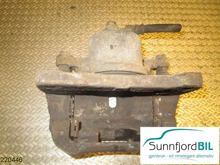 Viskermotor frontrute til Nissan Note 2006-2013 (Type I)  (NISSAN|)