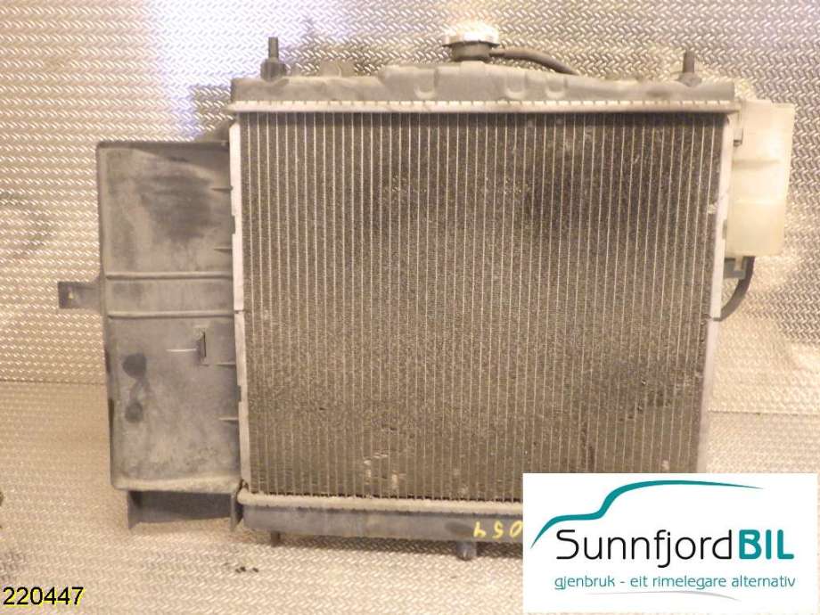 Radiator (manuell gir) til Nissan Note, 2006-2013 (Type I)  (NISSAN|21410AX600)