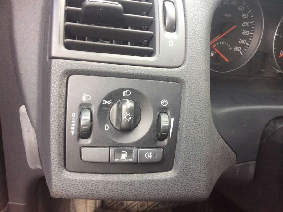 Bryter lys til Volvo V50, 2007-2012 (Fase 2)  (VOLVO|30739298)
