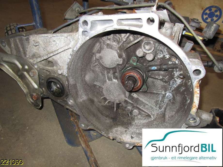 Girkasse manuell 6-trinn til Mitsubishi Grandis, 2004-2009  (MITSUBISHI|2500A177)