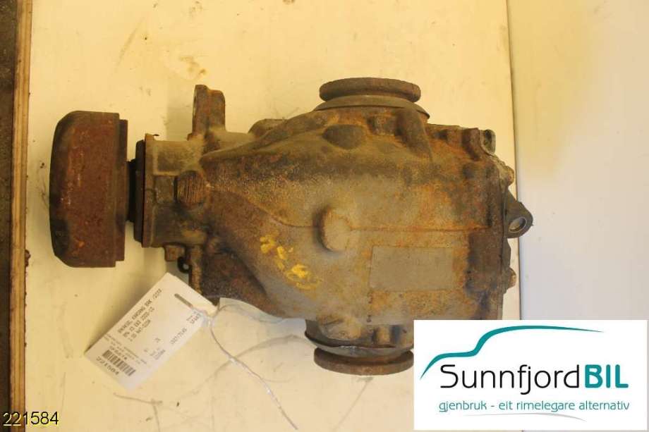 Kardang klokke bak til BMW X3, 2007-2010 (Fase 2) (E83) (E83) (BMW|33107575382)