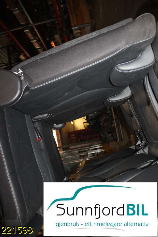 Sete bak til Toyota Prius +7 2012-2020 (Type III) (stasjonsvogn) (stasjonsvogn) (TOYOTA|)