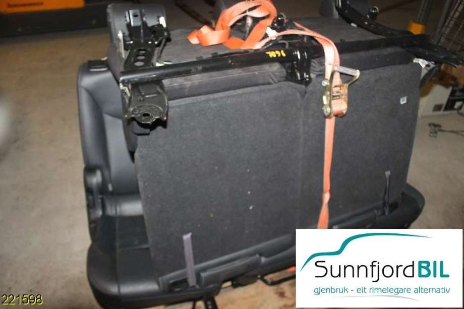 Sete bak til Toyota Prius +7 2012-2020 (Type III) (stasjonsvogn) (stasjonsvogn) (TOYOTA|)