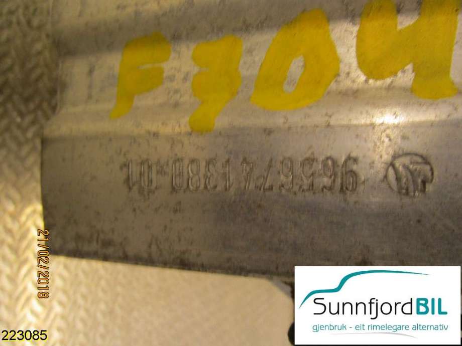 Støtfangerforsterkning foran til Peugeot 308 2007-2011 (Type I, Fase 1)  (PEUGEOT|965674138001|)