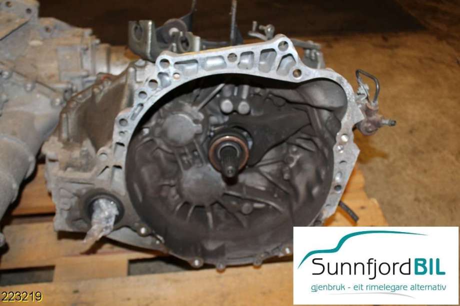 Girkasse manuell til Toyota Avensis 2003-2008 (Type II) (TOYOTA|303002D151|)