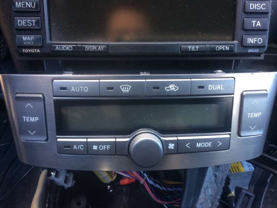 Varmeapparat betjening til Toyota Avensis 2003-2008 (Type II) (TOYOTA|5590205050|)