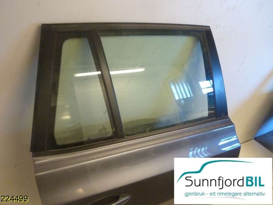 Siderute høyre bak til BMW X3, 2007-2010 (Fase 2) (E83) (E83) (BMW|51 33 3 332 312)