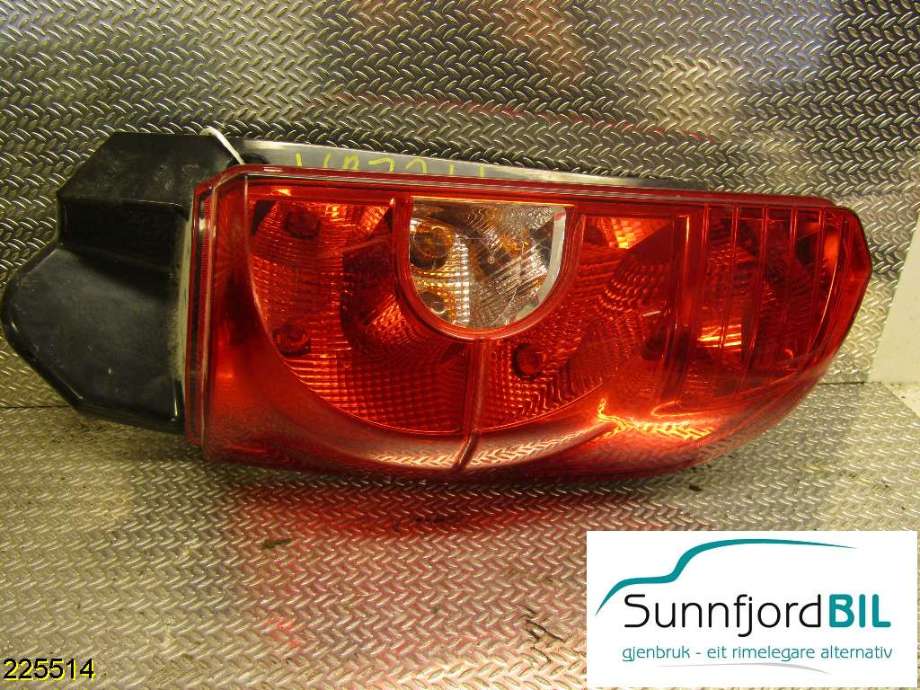 Baklykt venstre til Mitsubishi Colt 2009-2013 (Type VII, Fase 2)  (MITSUBISHI|)
