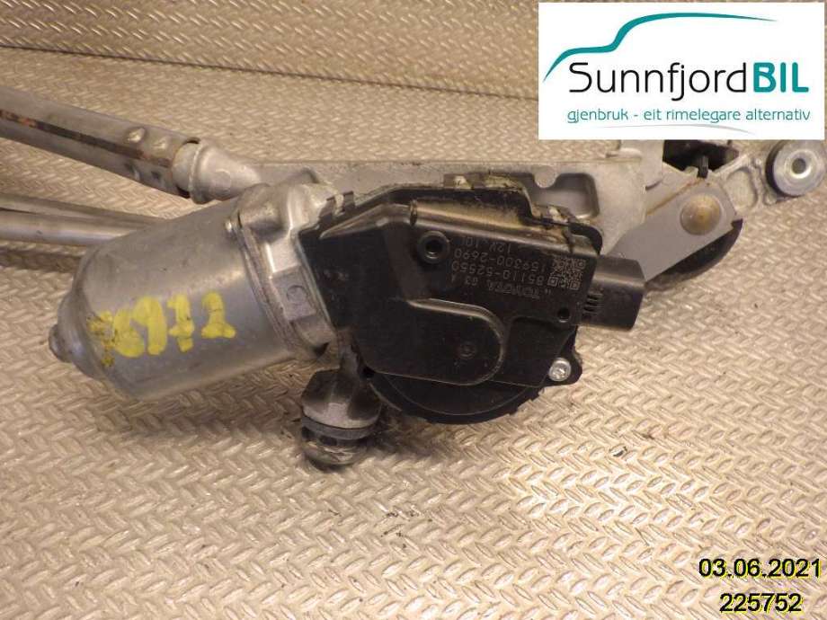 Viskermotor frontrute til Toyota Urban Cruiser, 2009-2014  (TOYOTA|8511052550)
