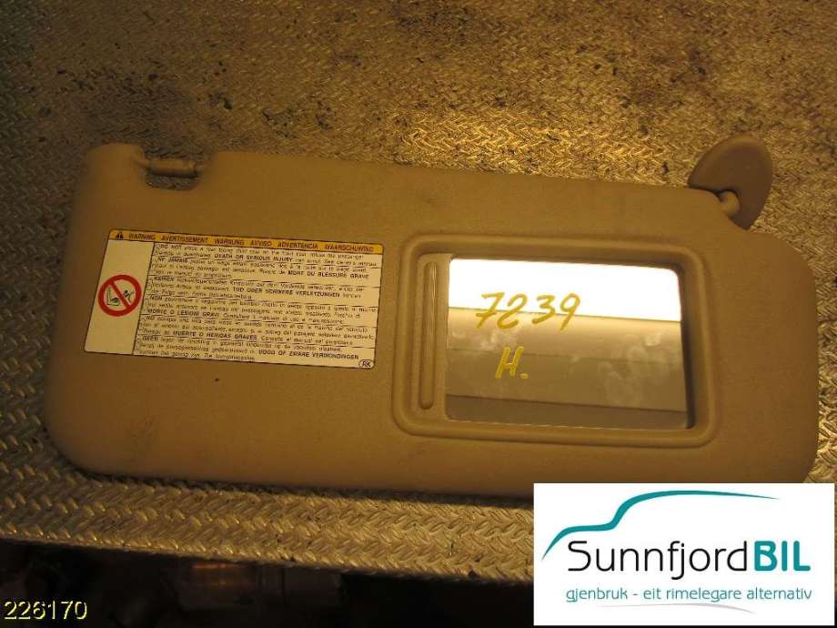 Solskjerm til Toyota RAV4, 2006-2009 (Type III, Fase 1)  (TOYOTA|7431042410A0)