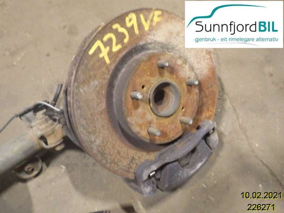 Hjulspindel venstre foran til Toyota RAV4, 2006-2009 (Type III, Fase 1)  (TOYOTA|)