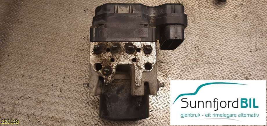 ABS sentral til Toyota RAV4 2006-2009 (Type III, Fase 1)  (TOYOTA|44540-42100|)