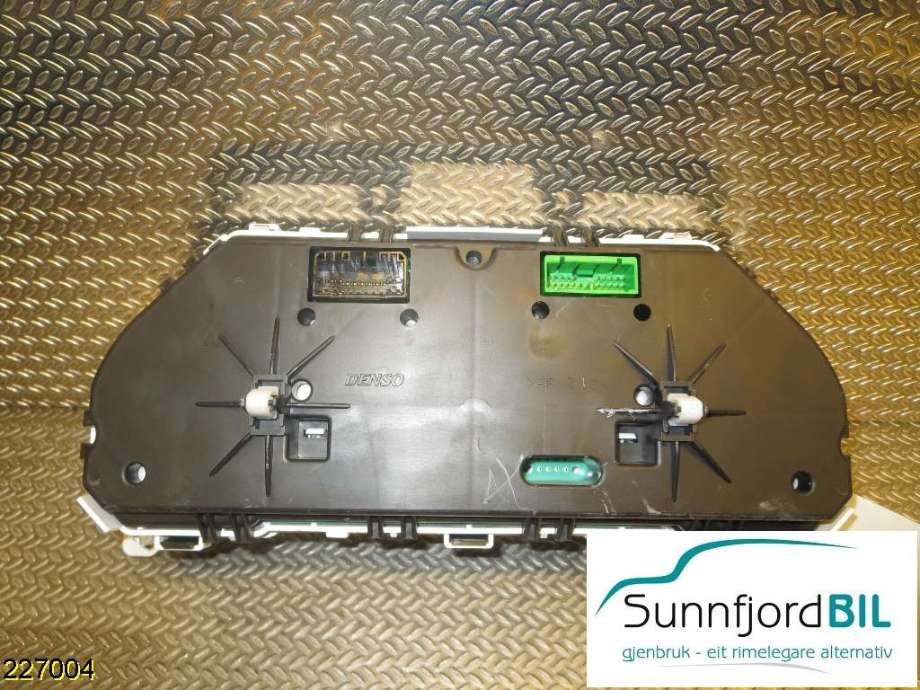Instrumentpanel til Suzuki Liana 2004-2010 (Fase 2)  (SUZUKI|3411059J00|)